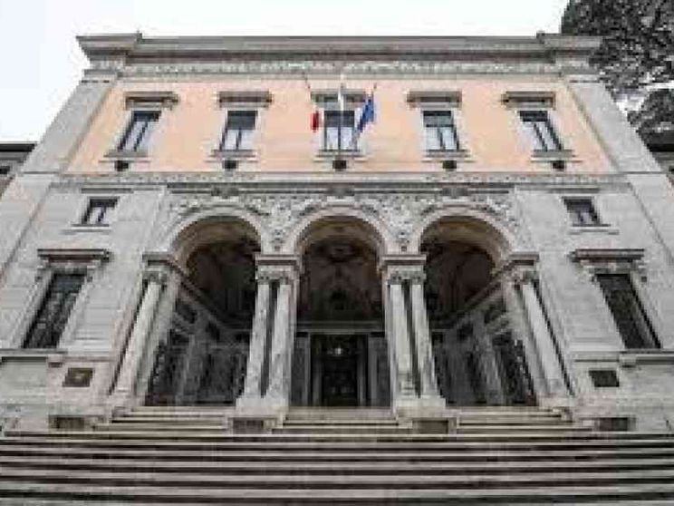 Contratti, quasi il 62% è da rinnovare