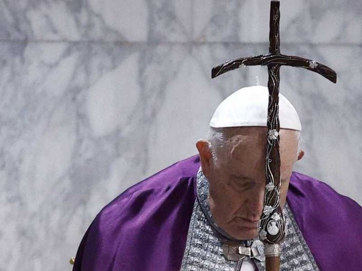 Sospesi gli impegni del Papa, impegnato negli esercizi spirituali