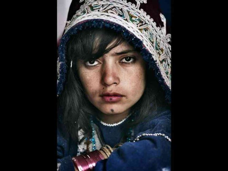 La piccola regina sfollata che venderebbe il suo regno per andare a scuola