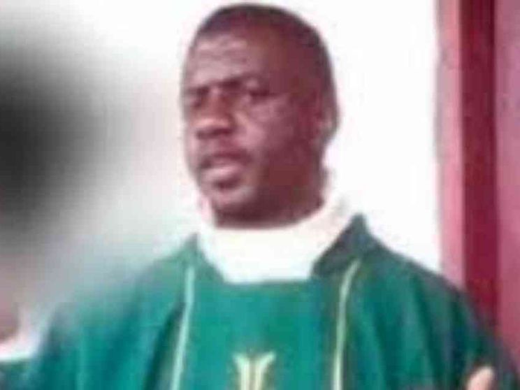 Assassinato un altro prete cattolico: lottava per la pace e la giustizia