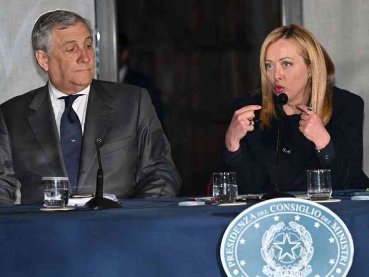 Stretta sui trafficanti, più sorveglianza in mare: le misure del governo