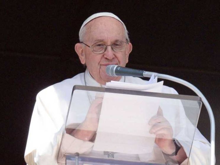 Papa Francesco: «Non dimenticare l'Ucraina martoriata»