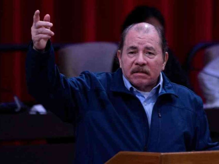 Ortega sospende i rapporti col Vaticano