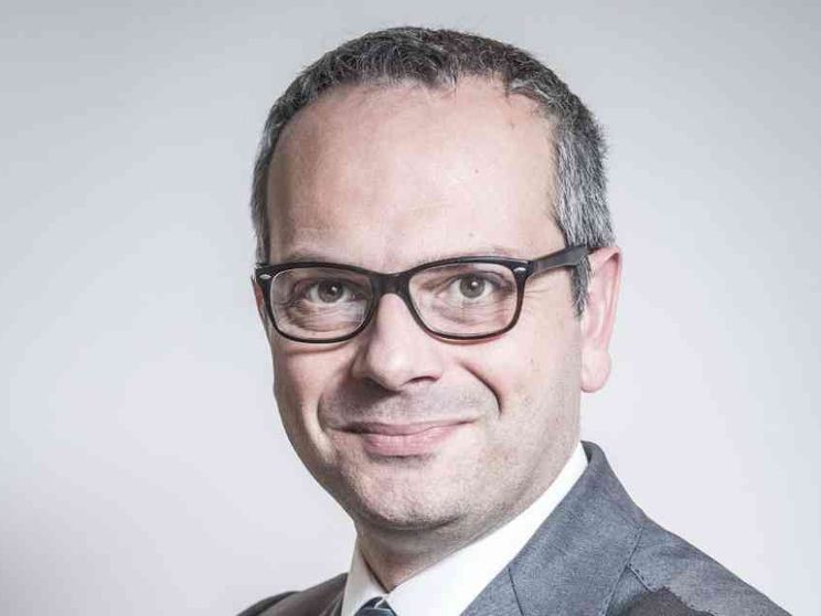 Genitorialità e filiazione: distinguere conta