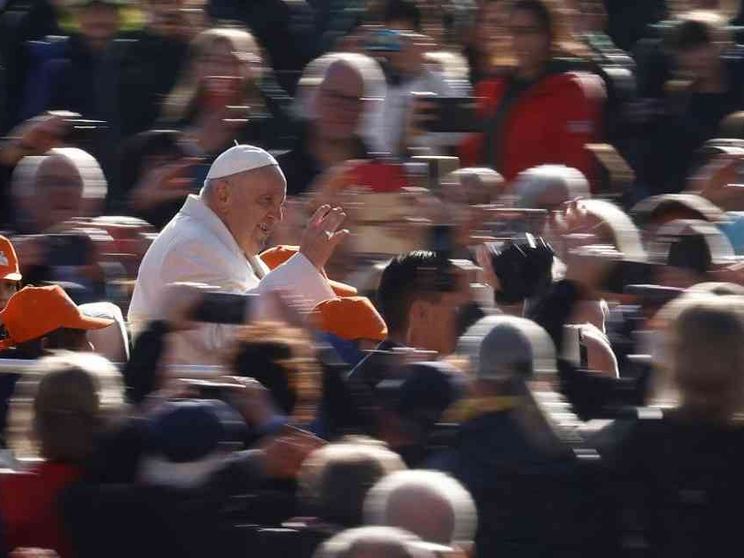 Il Papa: perseveriamo in preghiera e vicinanza per la martoriata Ucraina