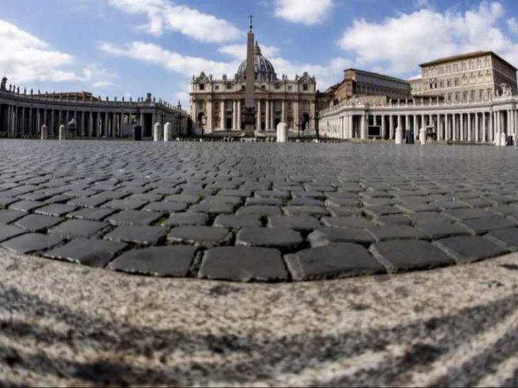 Riti della Settimana Santa, pronti i cardinali Re e Sandri