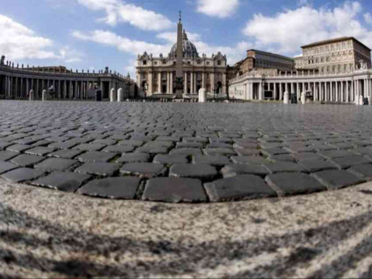 Riti della Settimana Santa, pronti i cardinali Re e Sandri
