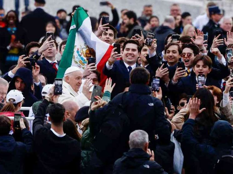 Il Papa: perché siamo così attaccati al farsi male l’uno con l’altro?