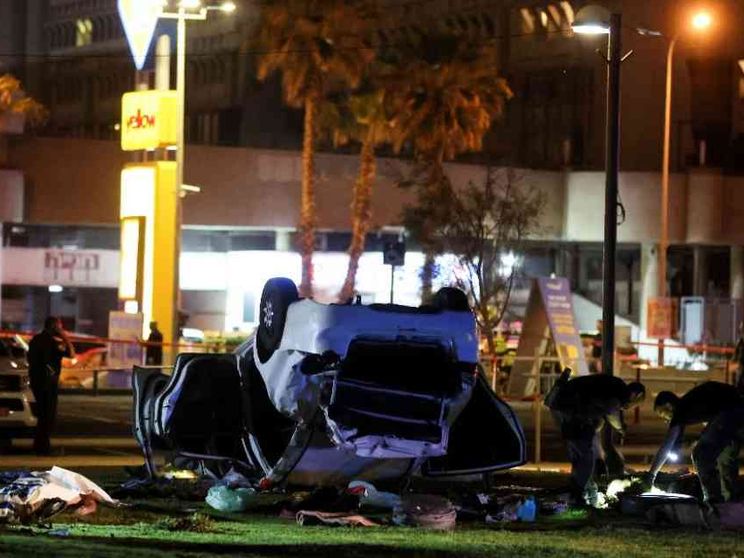 Auto lanciata contro un gruppo di turisti a Tel Aviv, morto un italiano