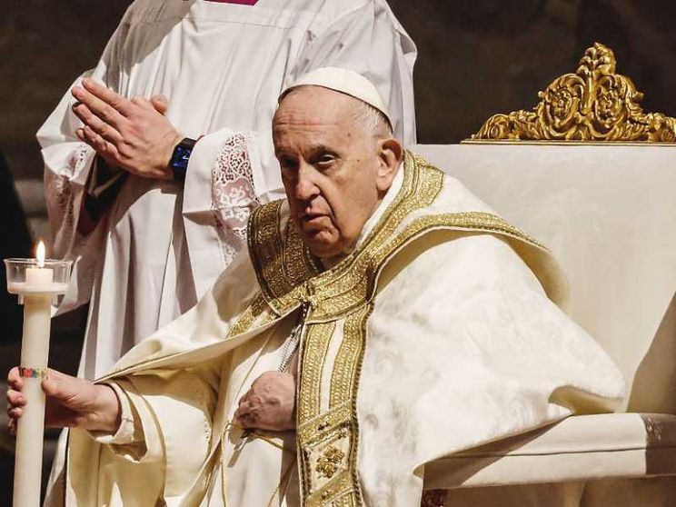 Francesco: evadiamo dalla paura. Il Risorto ci spinge ad andare avanti