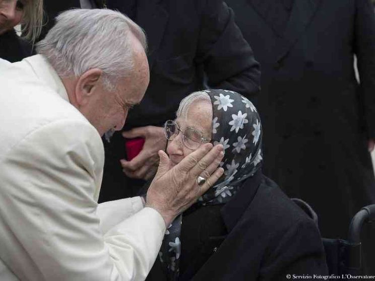 Il 23 luglio la Giornata dei nonni: papa Francesco presiederà la Messa