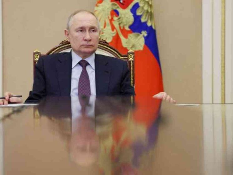 Nessuno dà la caccia a zar Putin