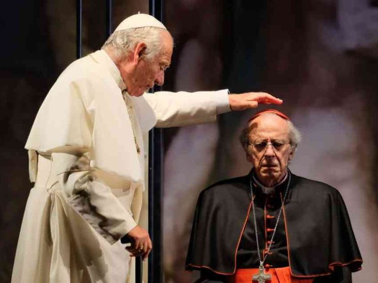 Quella relazione fraterna in Vaticano. Colangeli e Rigillo sono "I due Papi"