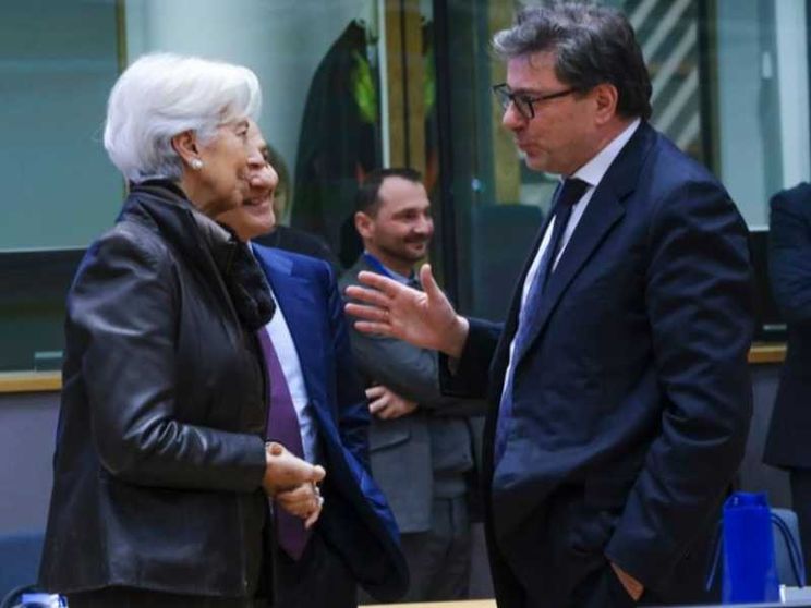 Il debito pubblico è sceso al 144,4% del Pil