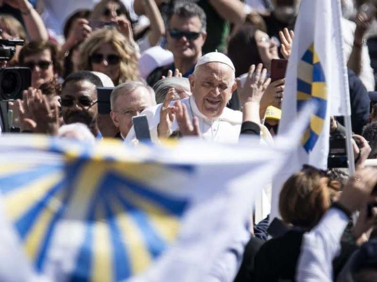 Il Papa: piena fiducia alle donne