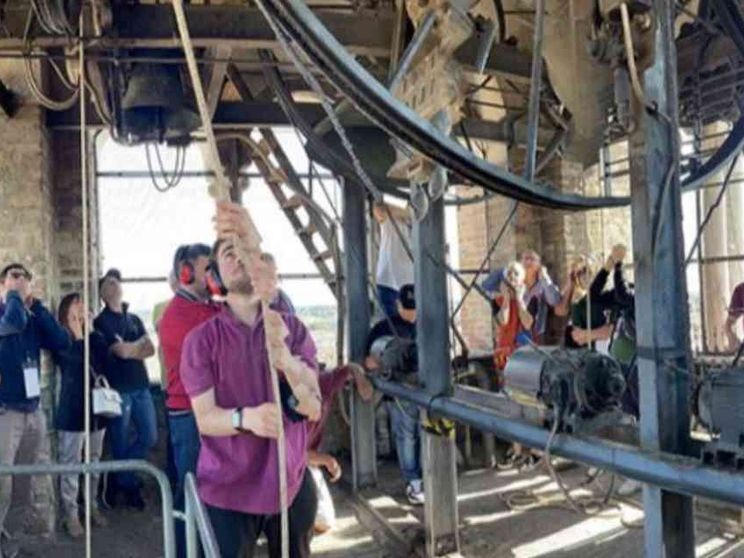 A Imola la carica dei 400 campanari