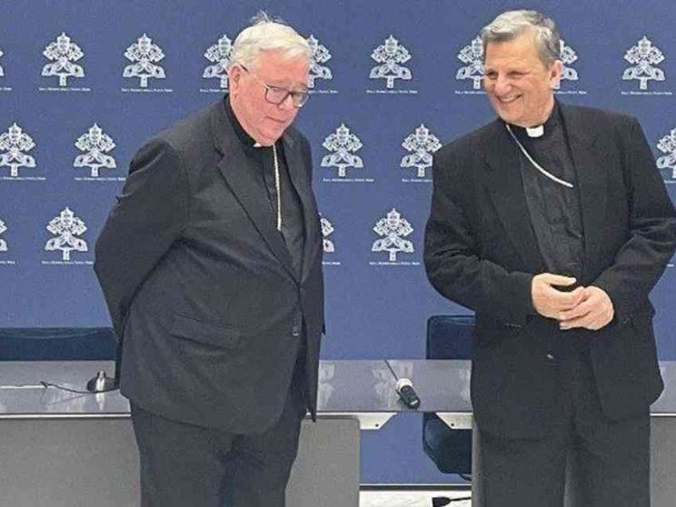 Sinodo "non solo" dei vescovi: anche le donne avranno diritto di voto