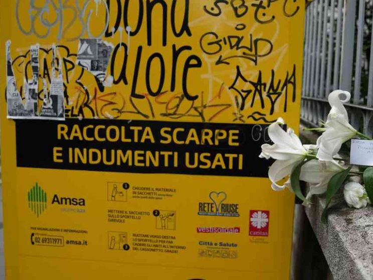Neonata trovata morta in un cassonetto. «Ora impegno della città per la vita»