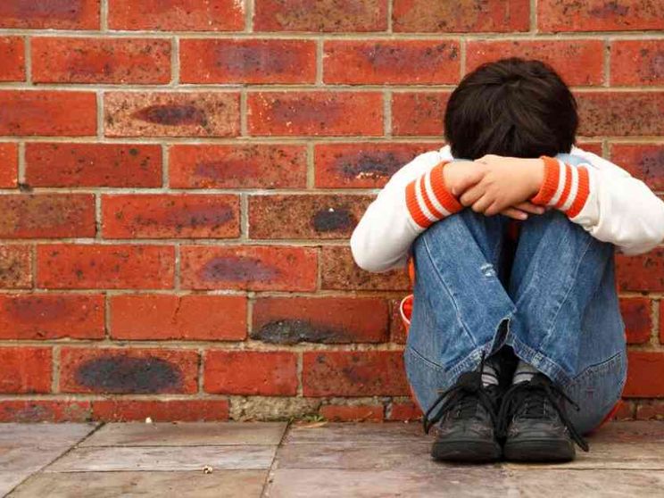 Il bimbo sopravvissuto alla strage. «Succede a un minore ogni tre giorni»