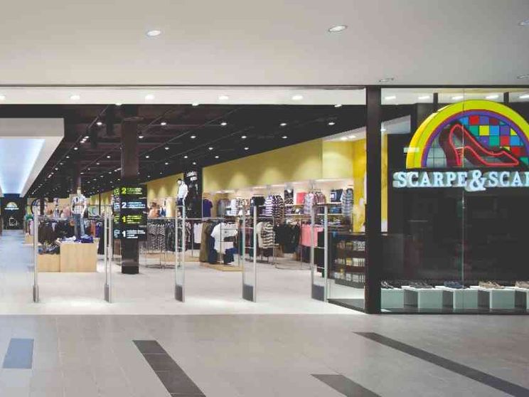 I fondi rimettono in piedi Scarpe&Scarpe