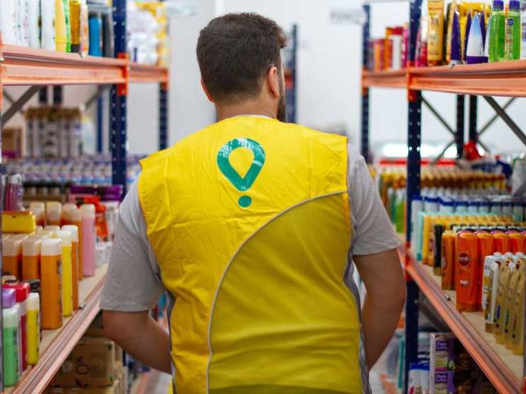 Nelle grandi città è iniziata la lotta all'invasione dei "dark store"
