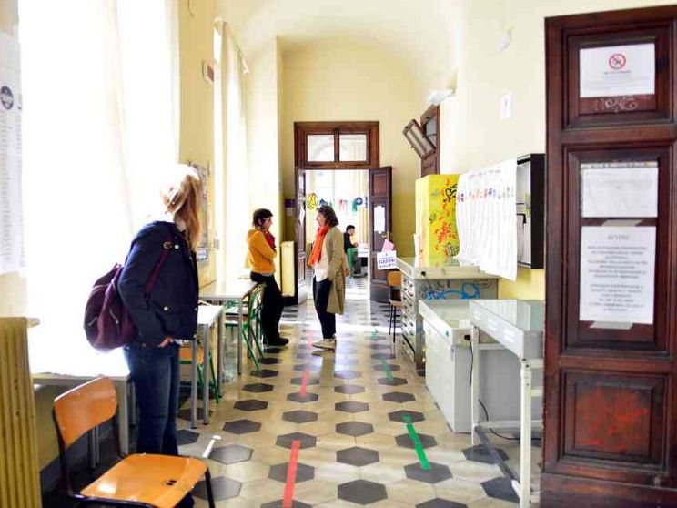 Al centrodestra 4 capoluoghi, al centrosinistra 2. Tutti i risultati