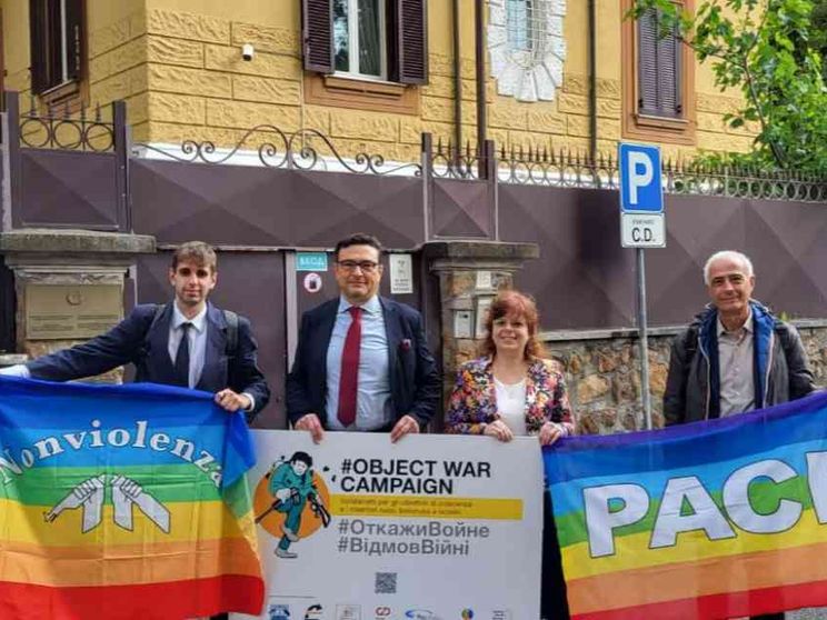 La campagna: diritto all'obiezione al militare, asilo in Ue per gli obiettori