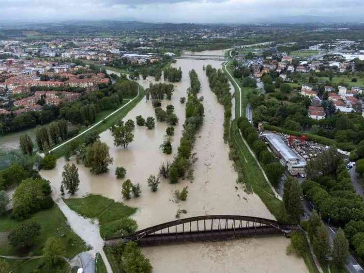 Più energie rinnovabili subito la risposta contro le emergenze