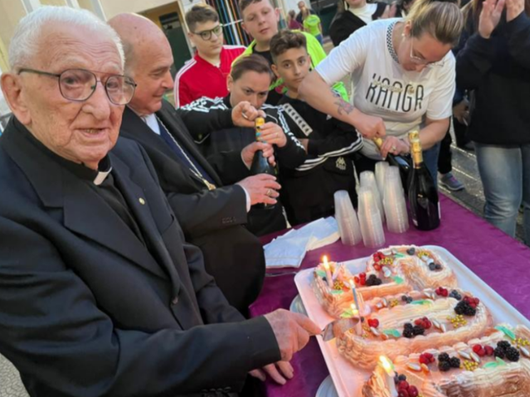 Catania festeggia il salesiano più anziano del mondo: ha 105 anni