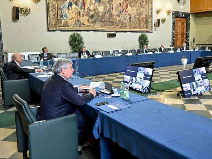 La «scusa» del Parlamento sul Mes può far agli interessi dell'Italia?