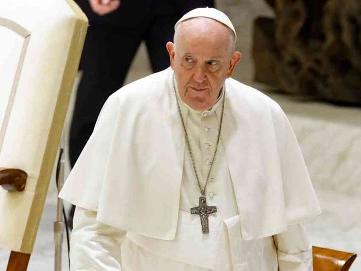 Papa Francesco: «L'uso dell'atomica è un crimine contro ogni futuro»