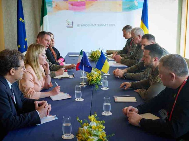 «Per la pace la Ue sia più protagonista» e fantasia diplomatica