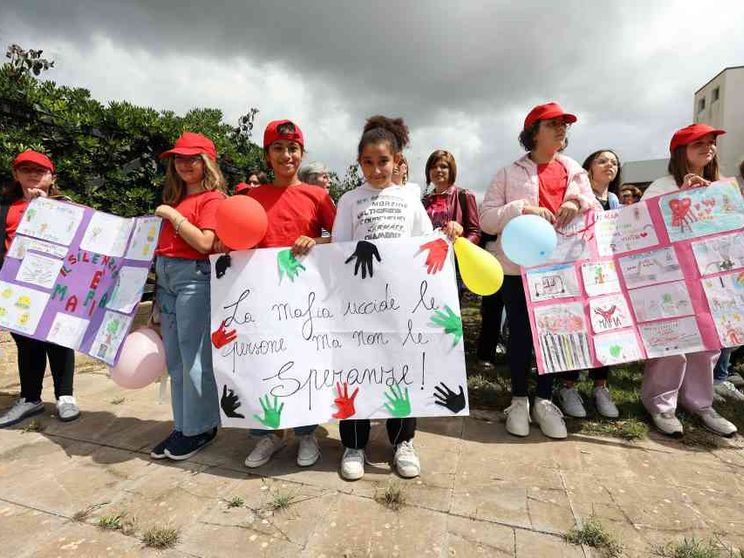 Il ricordo della strage di Capaci nel paese del boss. Le parole di Mattarella