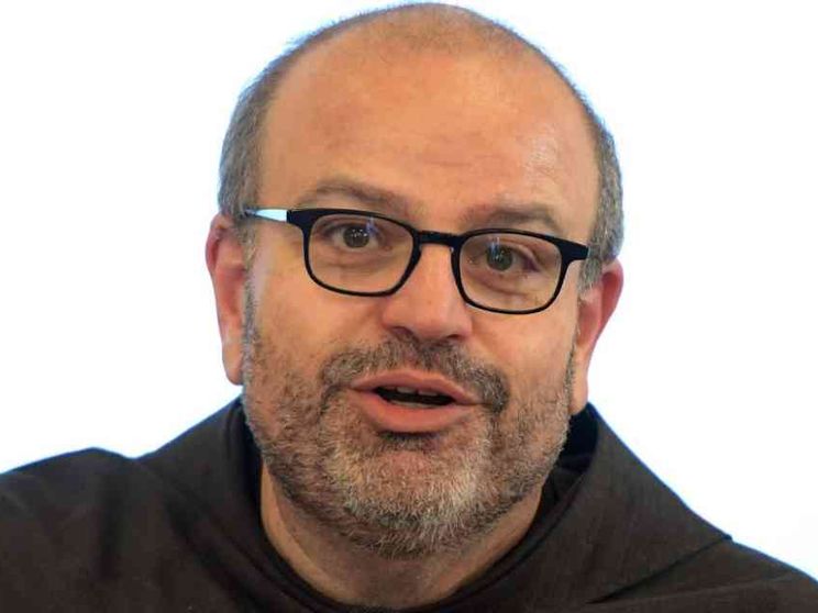 Cosa insegna la vicenda della foto falsa generata dai supercomputer