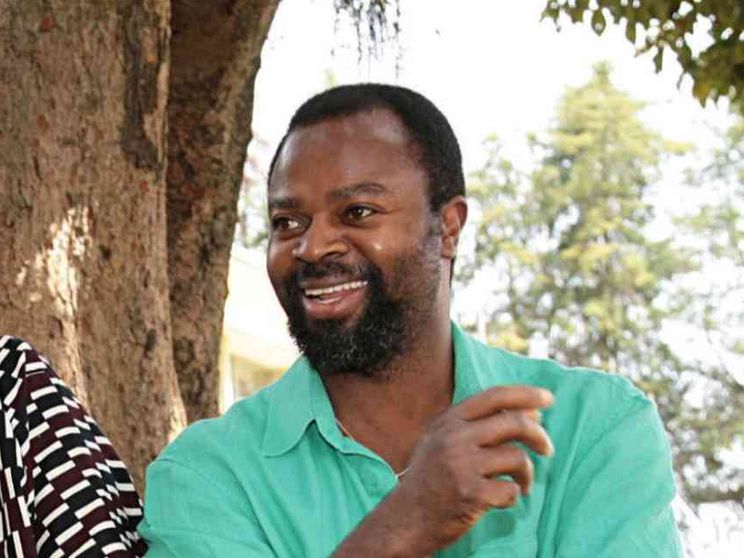 Ben Okri: «Migranti, il sogno del ritorno è diventato incubo»