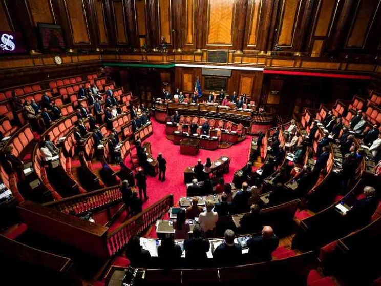 Per avere dei governi più stabili può non servire una rivoluzione