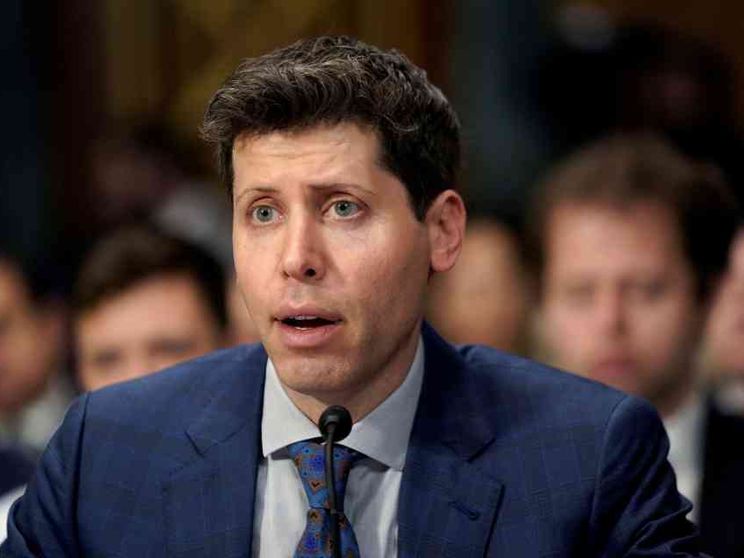 Il nuovo appello degli esperti dell'AI: «Mitigare il rischio di estinzione»