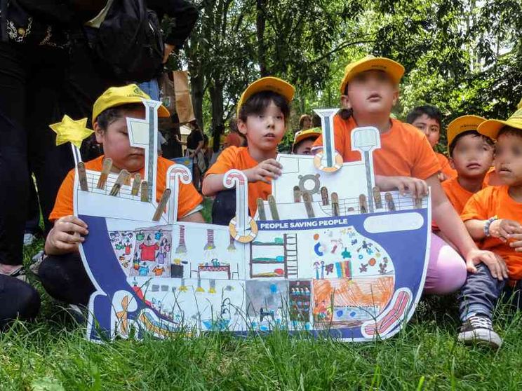 Papa Francesco: non rubiamo alle nuove generazioni