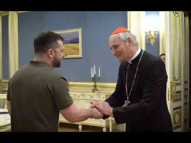 Faccia a faccia tra Zuppi e Zelensky. Si è aperto un canale umanitario a Kiev