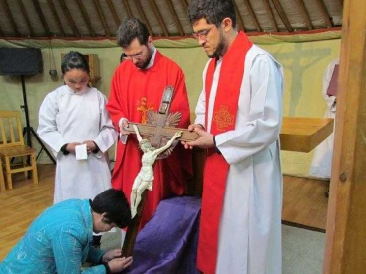 Cardinale Marengo: «Il ministero dell'esorcismo è essenziale per la missione»