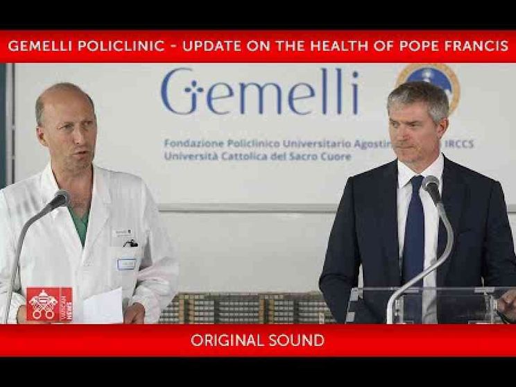 Il portavoce vaticano: il Papa reciterà l'Angelus in privato