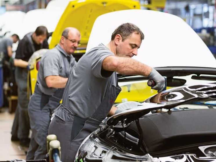 Un aumento salariale di 123 euro per i metalmeccanici. Come ci si è arrivati