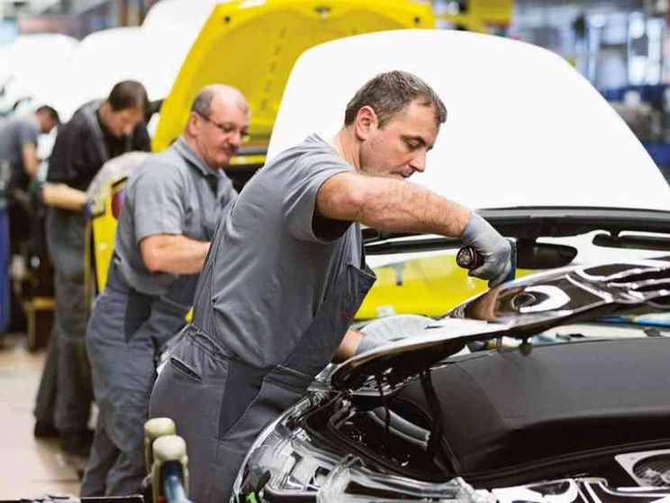 Un aumento salariale di 123 euro per i metalmeccanici. Come ci si è arrivati