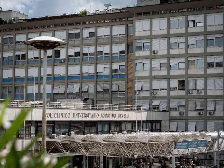 Controlli regolari, continua la fisioterapia