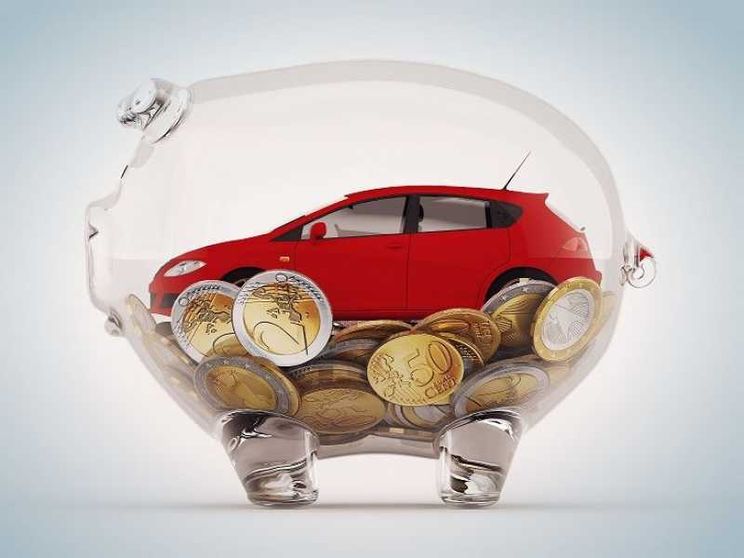 Il 50% degli italiani teme di non potere più acquistare un'auto in futuro