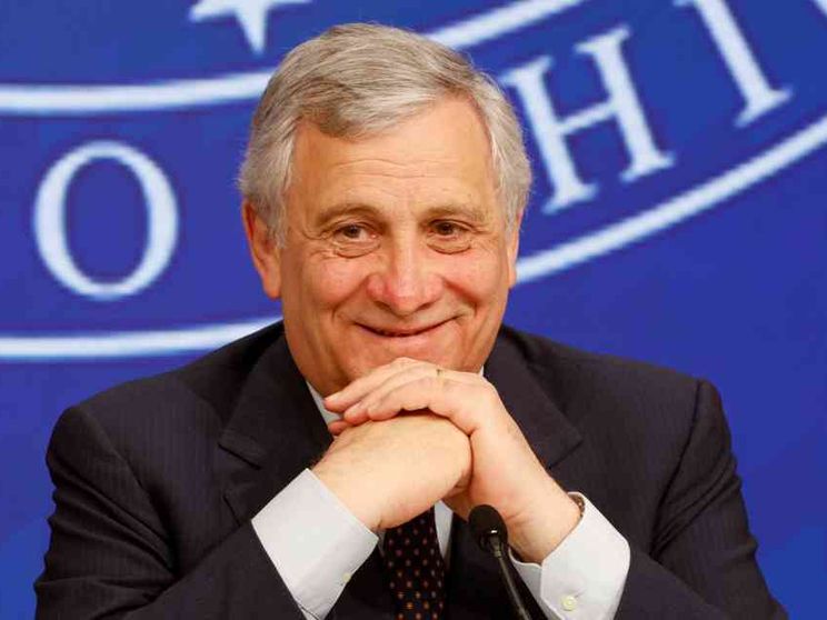 Forza Italia, Tajani presidente e poi il nodo del congresso