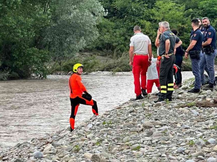 Sparisce nel fiume per un video. Proseguono le indagini per Casal Palocco