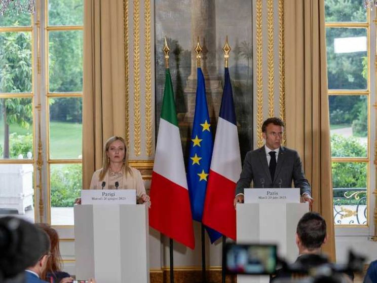 Meloni a Parigi, con Macron condivisione su Mediterraneo e politiche Ue