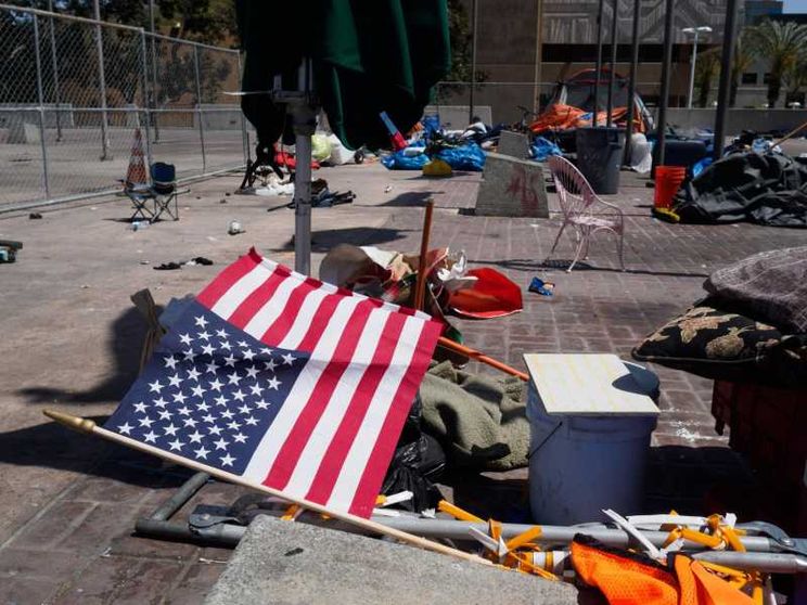 C’era una volta in America: «Così muore il sogno a stelle e strisce»