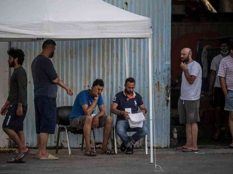 I racconti dei sopravvissuti: «La polizia greca ci ha tolto le prove»